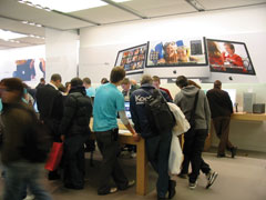 Regent Street, Apple Store